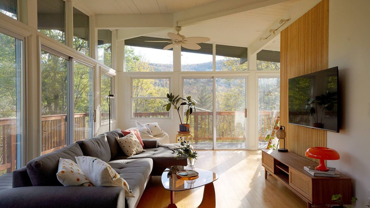 Margaretville Cabin | Modern Catskills Cabin + Game Room + King Bed + 5min to Margaretville