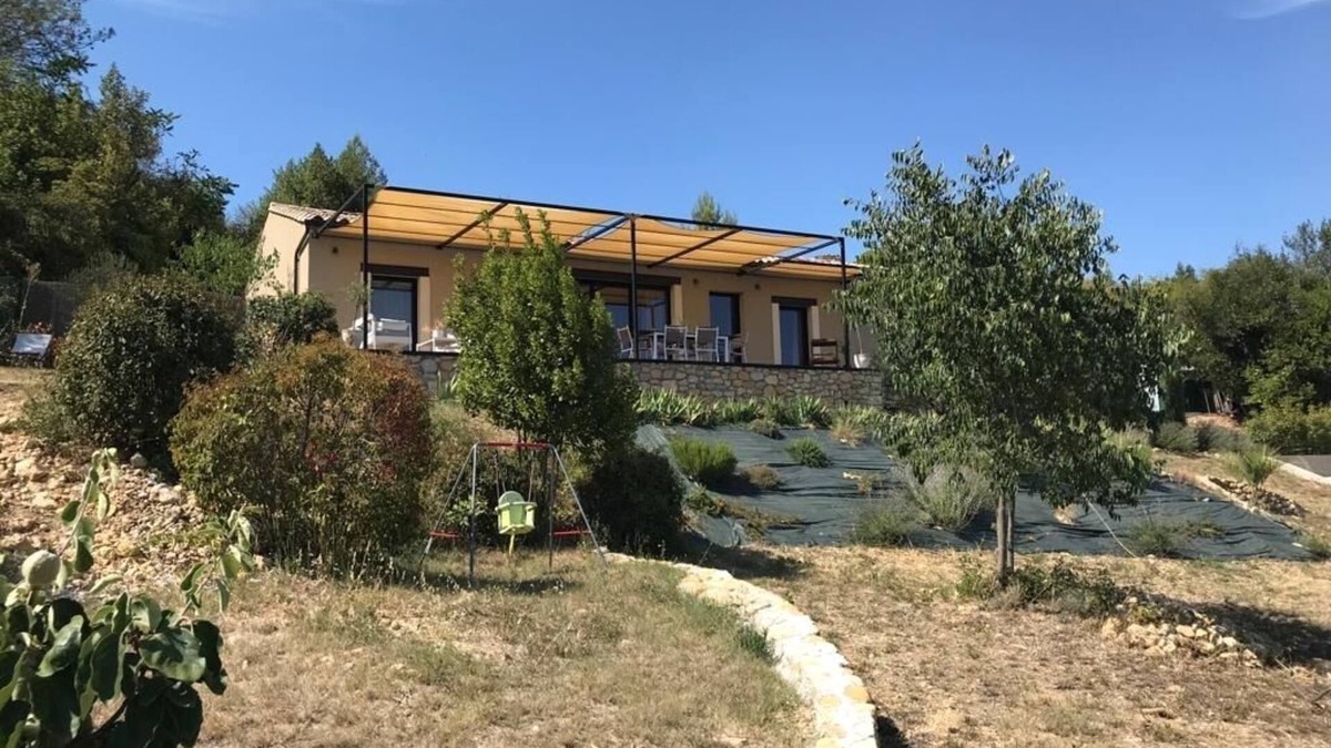 Saint-Ambroix Villa | Modern Cèvenole villa with superb terrace view