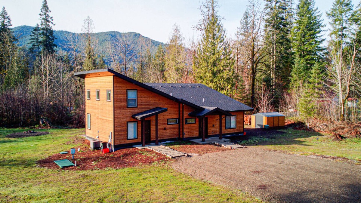 Mount Hood Village Cabin | Modern Chalet Duplex - 2