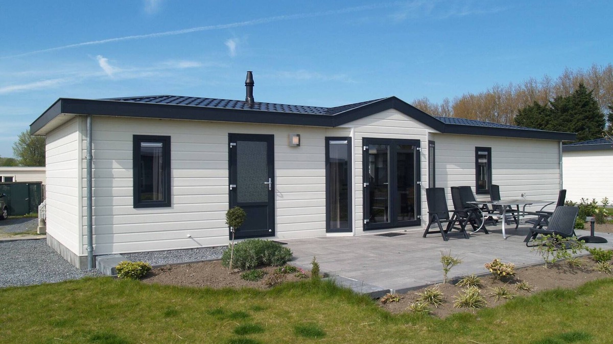 Municipality of Hellevoetsluis Ski Chalet | Modern Chalet near Marina
