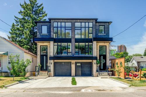 Oakridge House | Modern City Living -newly built