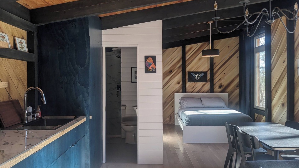 Rising Fawn Cabin | Modern Cloudland Cabin, 1.5 miles of private trails through 10 acres of woodland