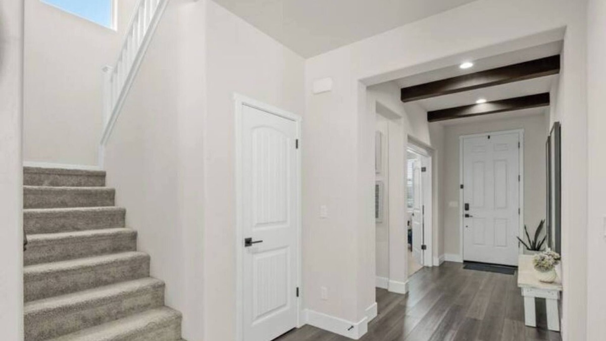 Clovis House | Modern Comfort: Coastal Clovis Edition