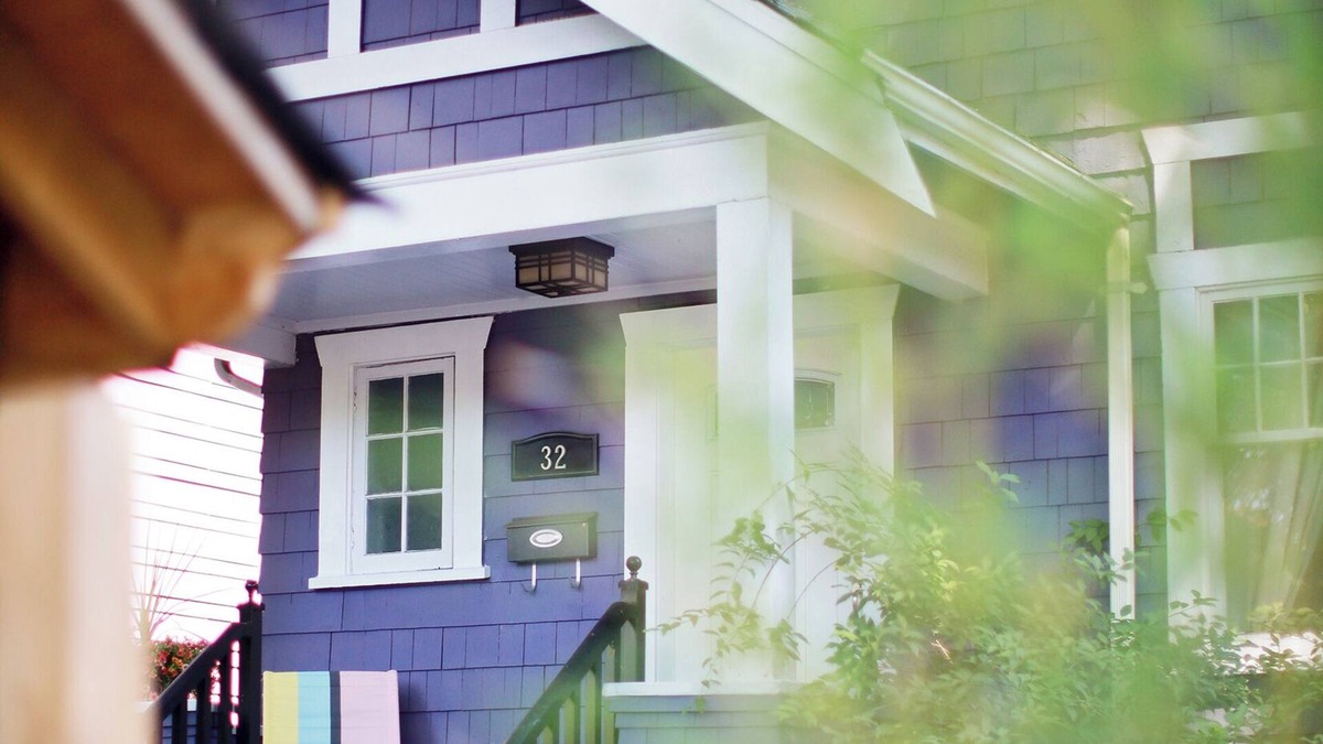 Kitsilano House | Modern Comfort Home at Kitsilano, Vancouver. Free Parking.