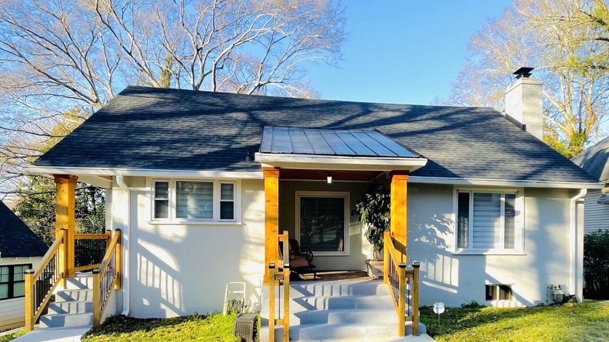 Greenville - Spartanburg House | Modern Comfort in Downtown Greenville 4br 2ba