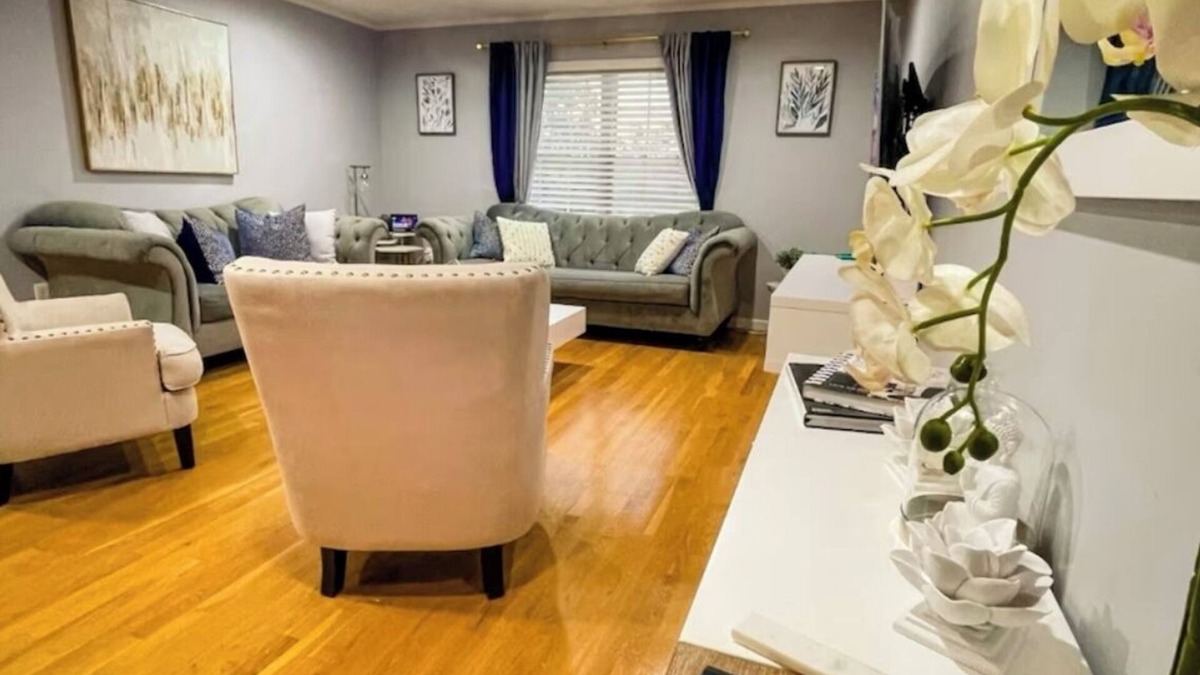 Elizabeth Apartment | Modern comfortable 3Beds 2Baths near EWR airport