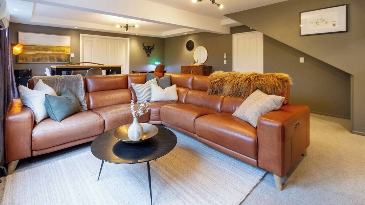 Spreydon House | Modern Comforts in Hoon Hay