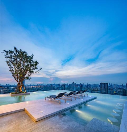 Phra Khanong Nuea Apartment | Modern condo nr BTS ONNUT WIFI