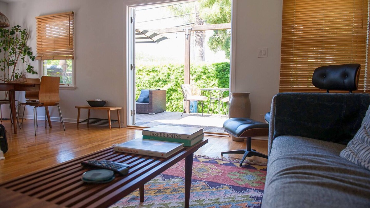 Ocean Park Cottage | Modern Cottage - Perfect Location 4 Blocks to the Beach