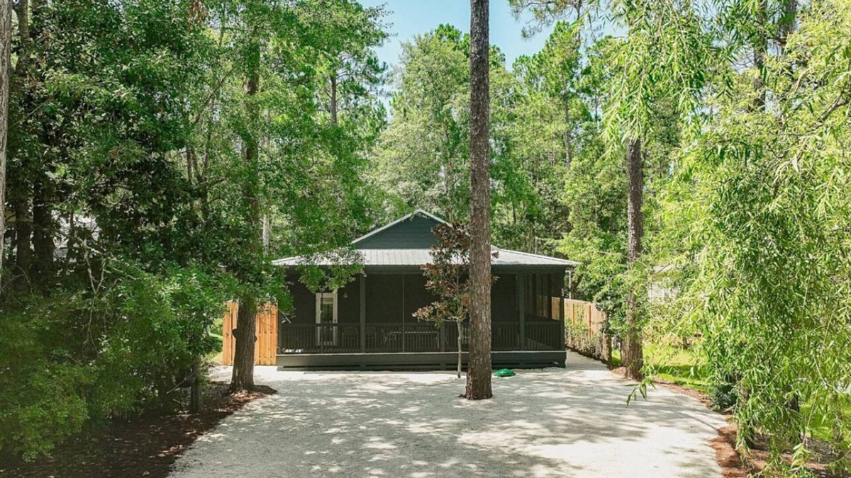 Santa Rosa Beach House | Modern Cottage close to Grayton Beach, Seaside and Watercolor.