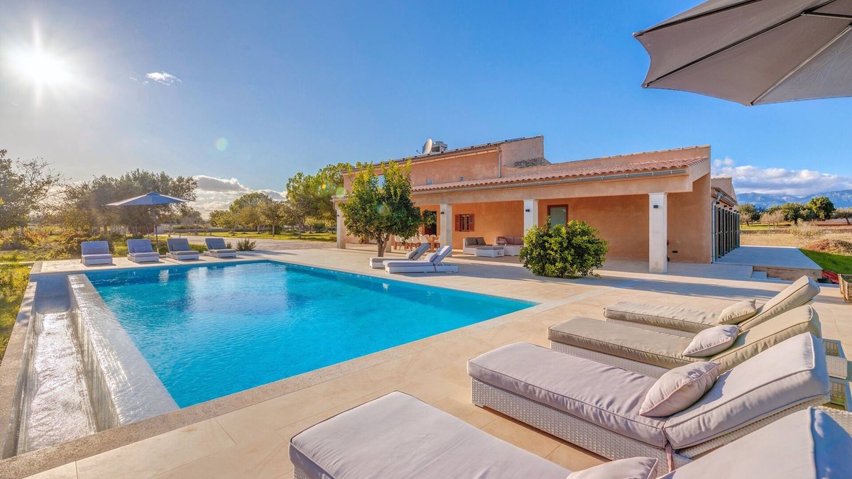 Inca Villa | Modern Country House "Can Tano" with Pool, Garden, Terrace & Wi-Fi