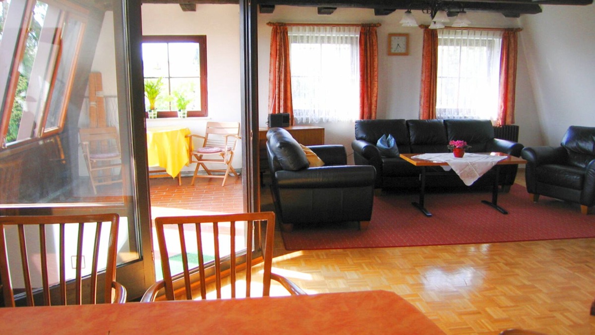 Hagnau Apartment | Modern country-style apartment with 100sqm, 3 bedrooms, 300m to Lake Constance