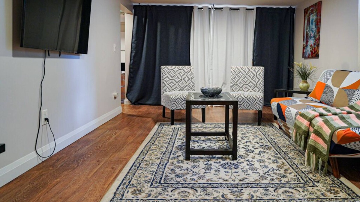 London Apartment | Modern & cozy apartment at a central location with free parking