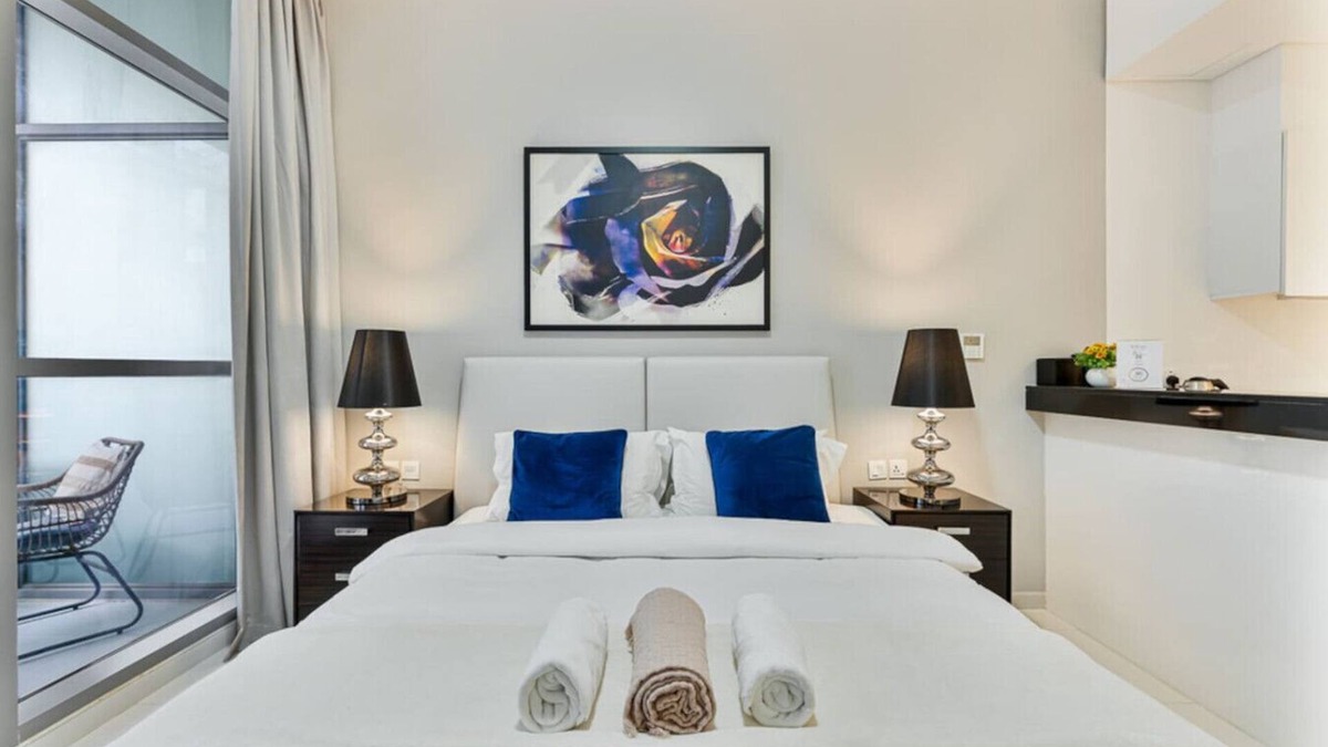 Dubai Apartment | Modern & Cozy Studio | Golf Course Community