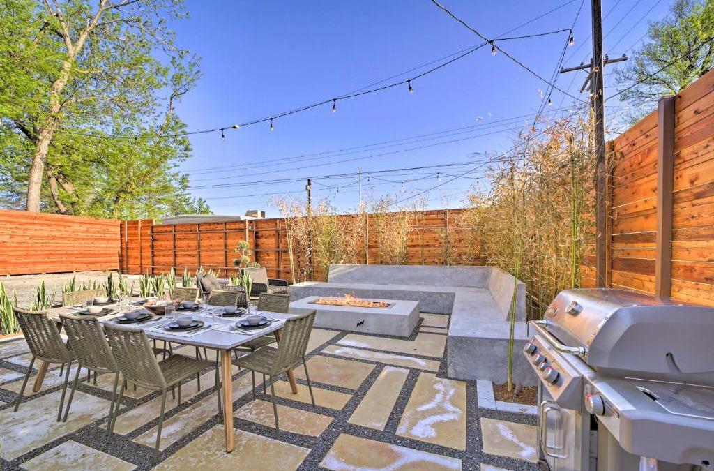 Tulsa House | Modern Downtown Tulsa Friend Pad with Games!
