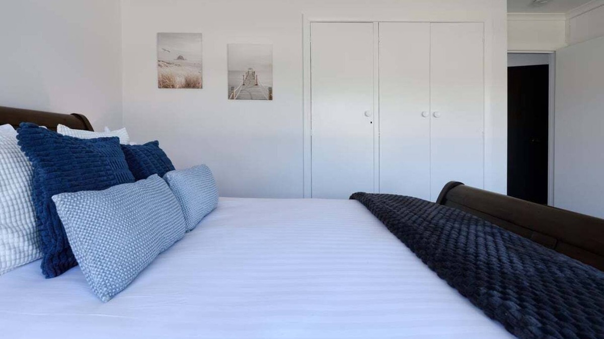 East Devonport House | Modern Ease in East Devonport