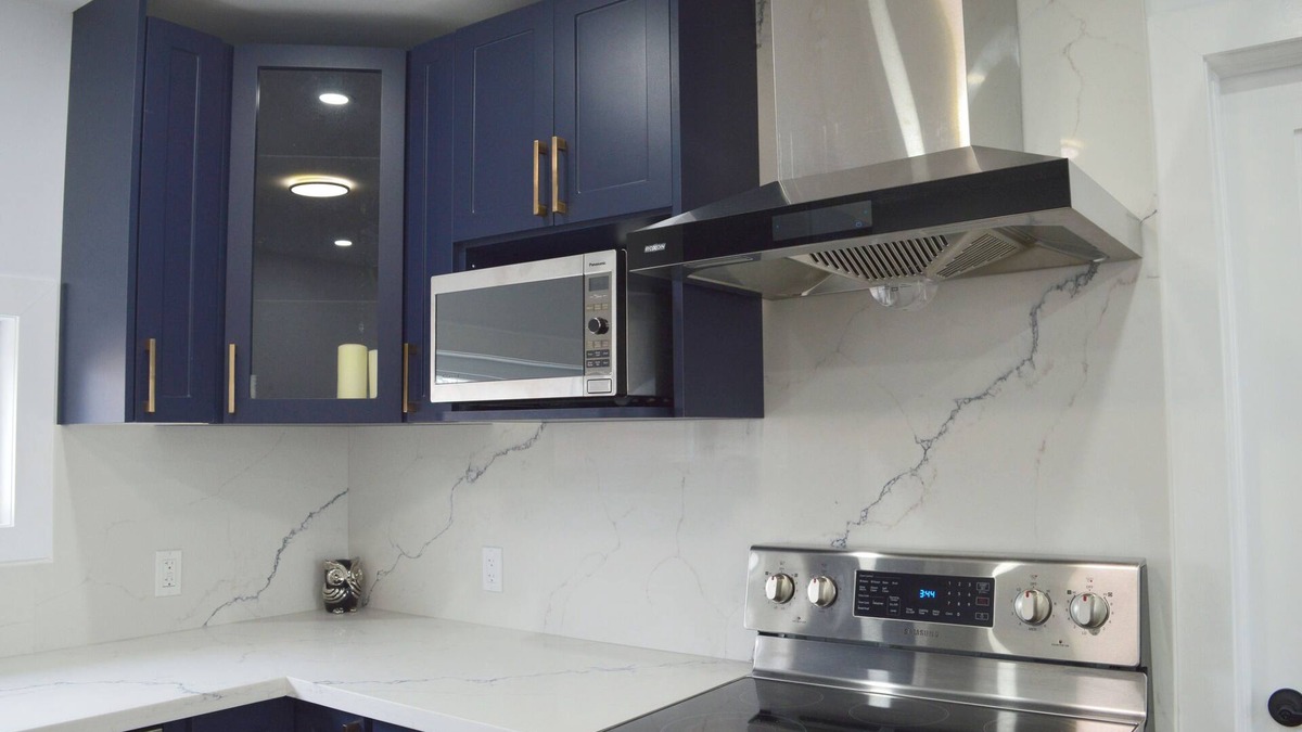 Old East York House | Modern East York Retreat 20 mins to DT Toronto