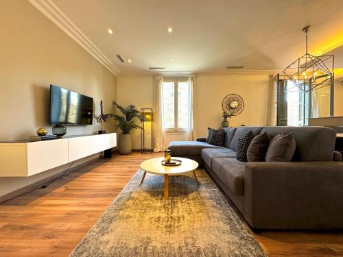 Sant Gervasi Apartment | MODERN ELEGANCE by MyRentalHost