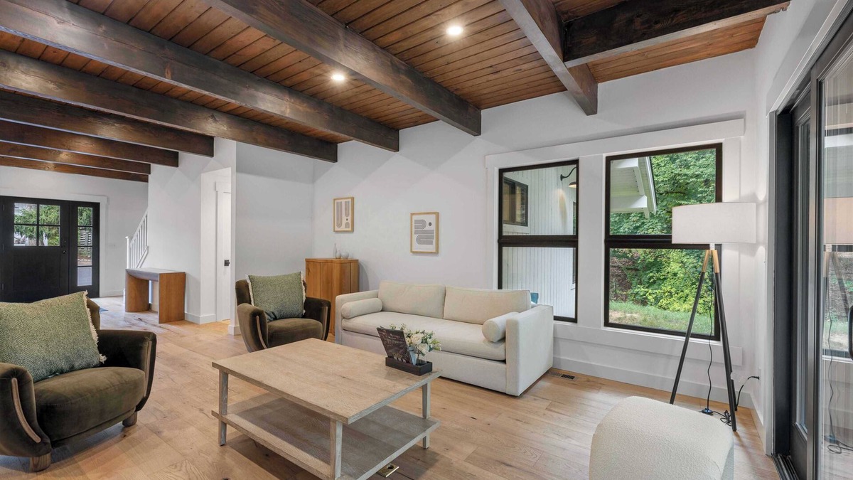 Union Hill-Novelty Hill House | Modern Elegance in Nature on 224th Ave #41901