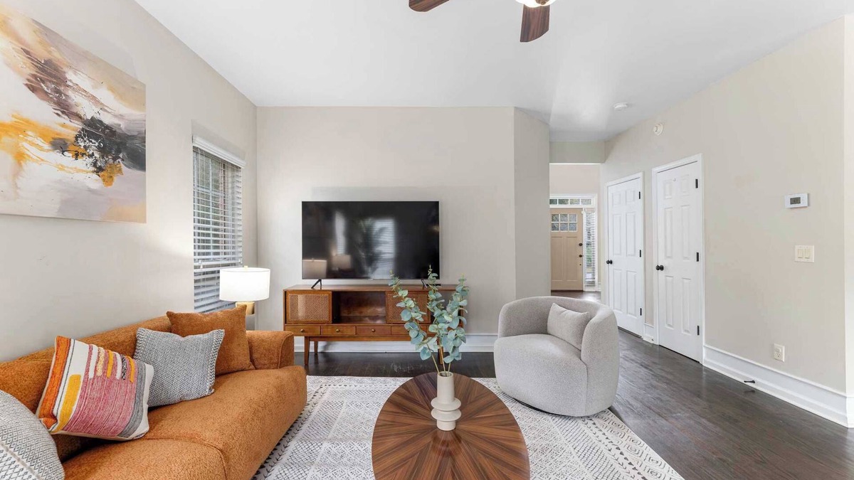Buford House | Modern Elegance on Silver fox path #41856