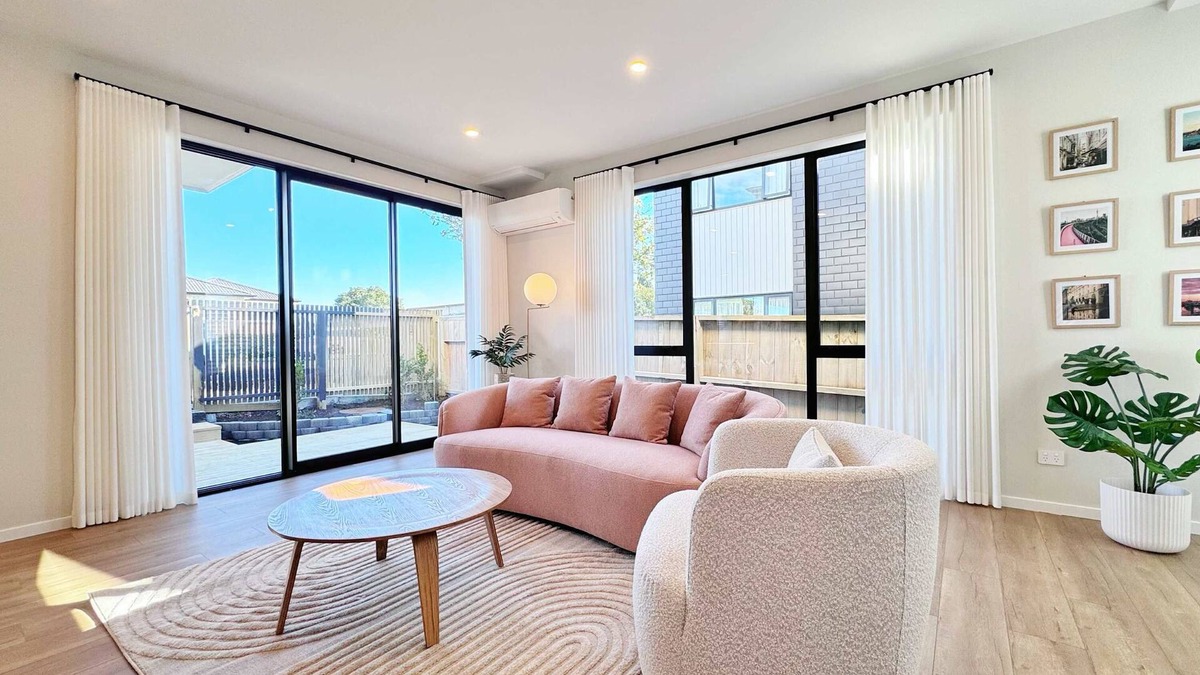 Auckland House | Modern Family St Heliers Stay Proximity to Beach