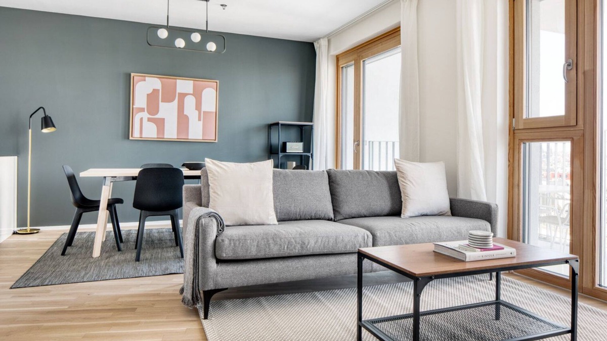 Favoriten Apartment | Modern Favoriten 3BR w/Roof, Gym & Lounge, 1min to HBF, by Blueground