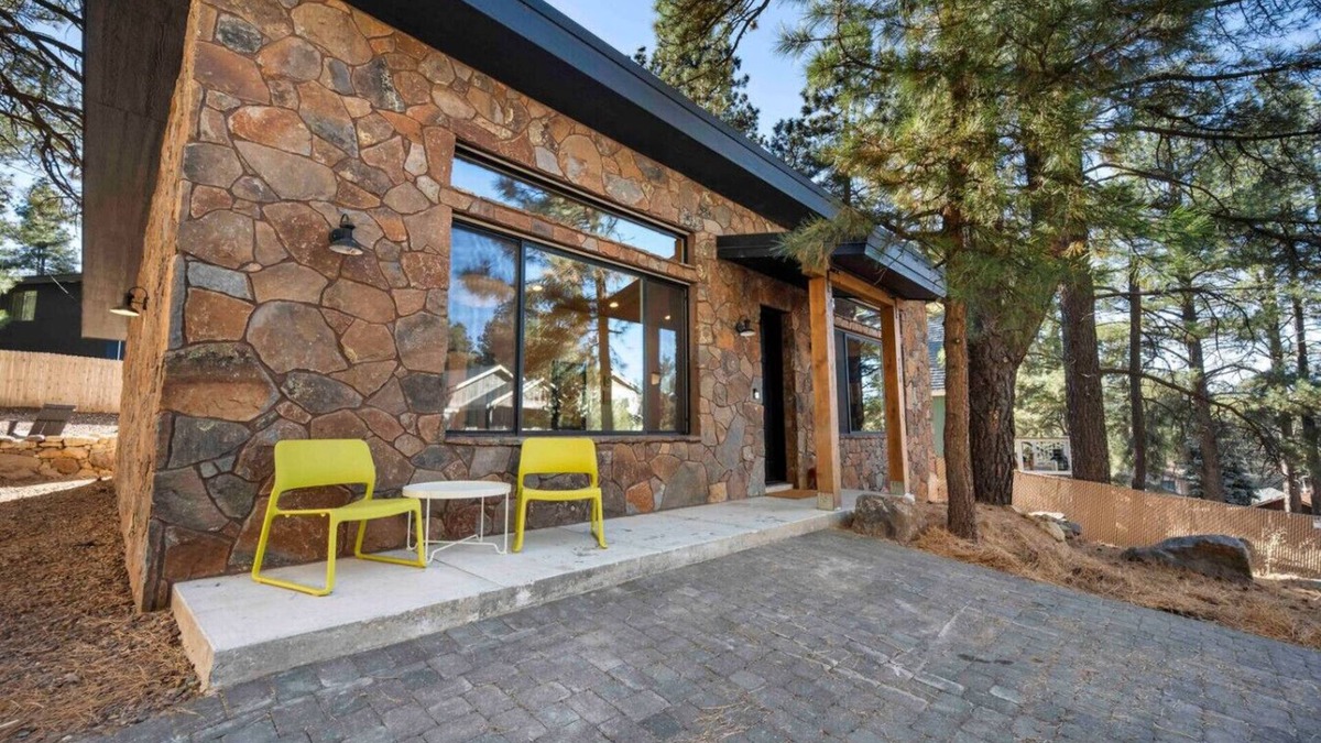 Mountainaire House | Modern Flagstaff Wood Cabin Home/Forest Views