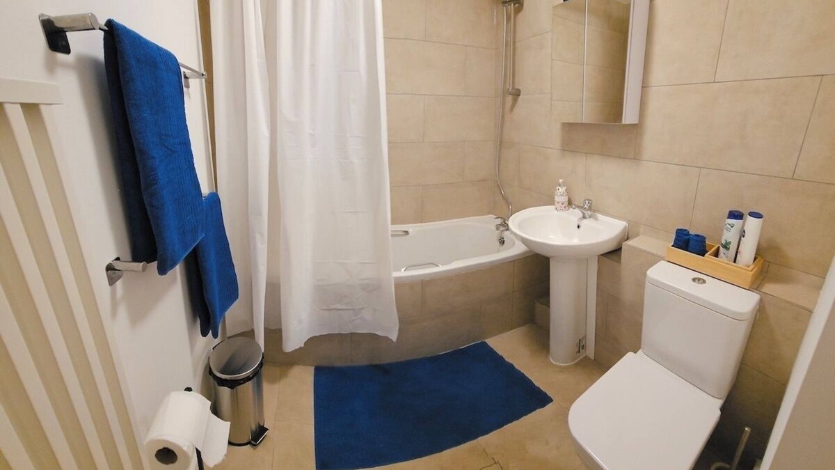 Bow Condo | Modern Flat near Central London!