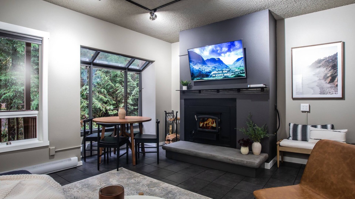 Glacier Condo | Modern & Fresh Mountain Condo - Clubhouse w/Indoor Pool, Spa, Sauna, Gym, Game Room & Sports Courts