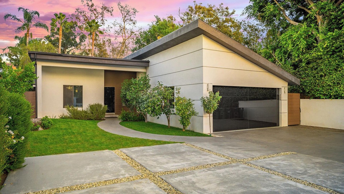 Sherman Oaks House | Modern Fulton Villa-7bdr