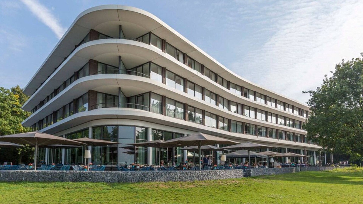 Wageningen House | Modern Getaway in Scenic Nature w/Spa & Dining | Reserves & Landmarks Nearby