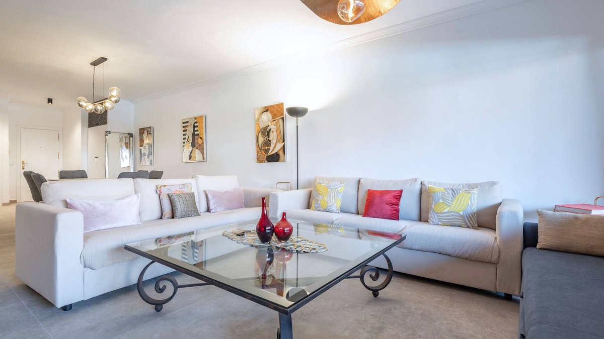 Puerto Banus Apartment | Modern Ground Floor Holiday Apartment – Embrujo Playa, Puerto Banús