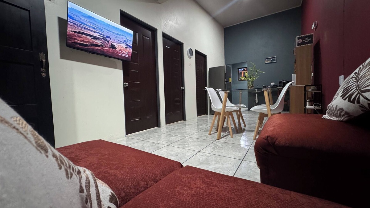 Los Angeles House | Modern House + Rustic Terrace in Fortuna