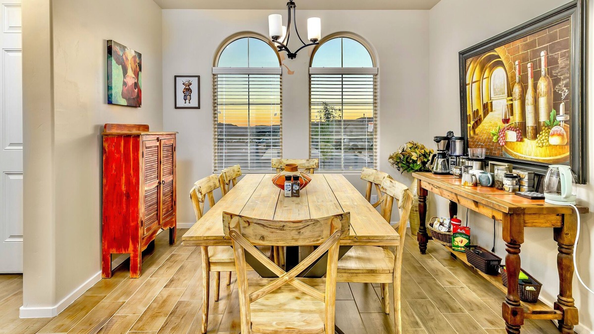 Las Cruces House | Modern High Desert 3BR Retreat