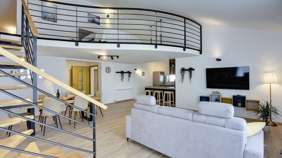 Galizana Apartment | Modern holiday flat with balcony, BBQ, WLAN, air conditioning