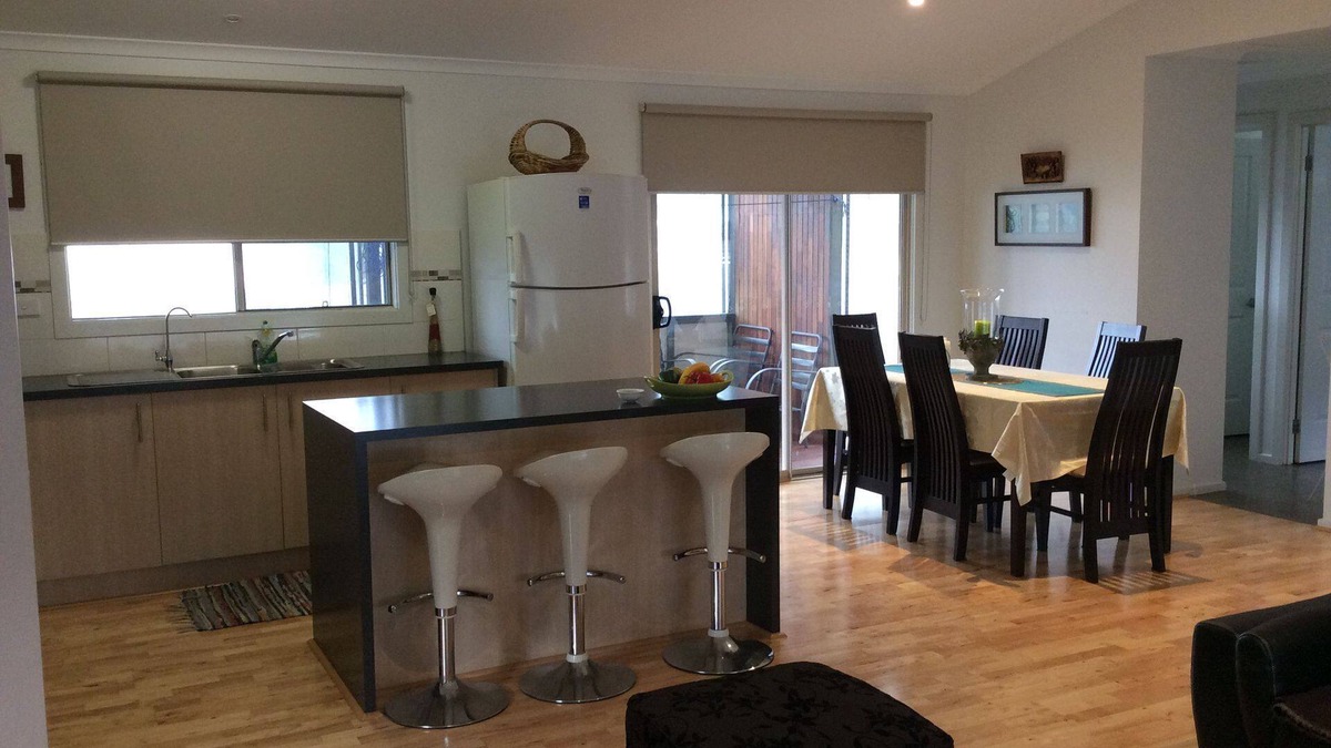 Tarwin Lower House | Modern Holiday House- Central location