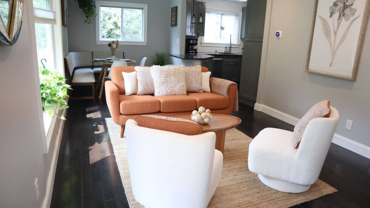 Ampere Apartment | Modern Home Close to NYC!