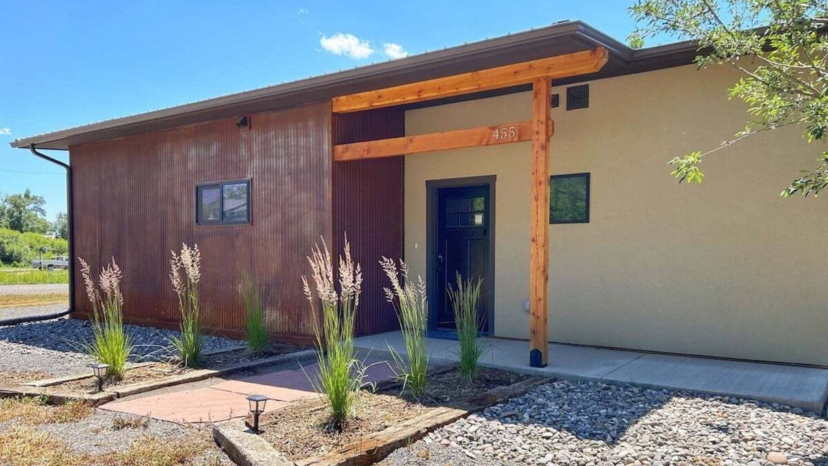 Del Norte House | Modern Home on Rio Grande River