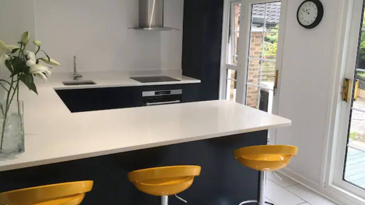 Chichester House | Modern House near Goodwood, sleeps 6 - Great base to explore Chichester