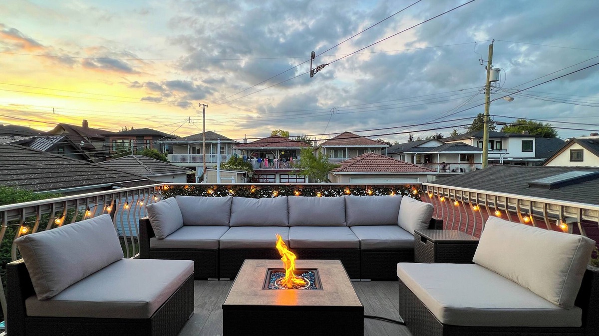 Sunset House | Modern House With Patio