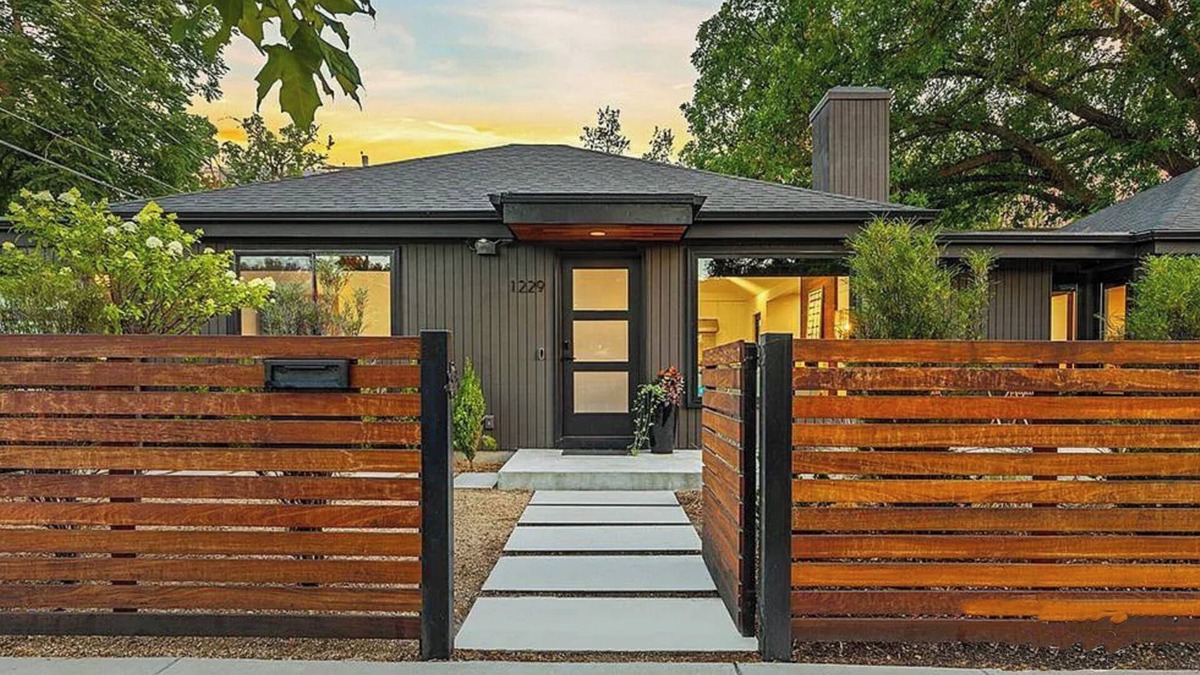 North End House | Modern Hyde Park home- completely remodeled