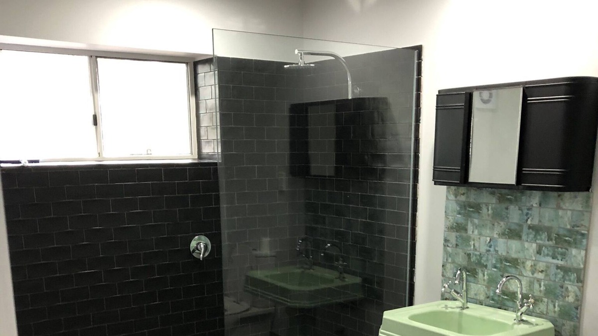 Iluka Apartment | Modern industrial self contained dwelling one bedroom pet friendly