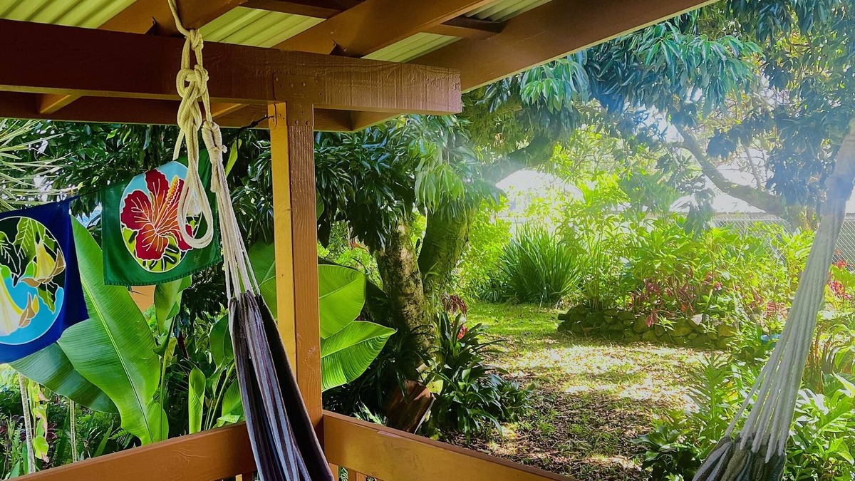 Kapoho Cottage | Modern Jungle Cottage