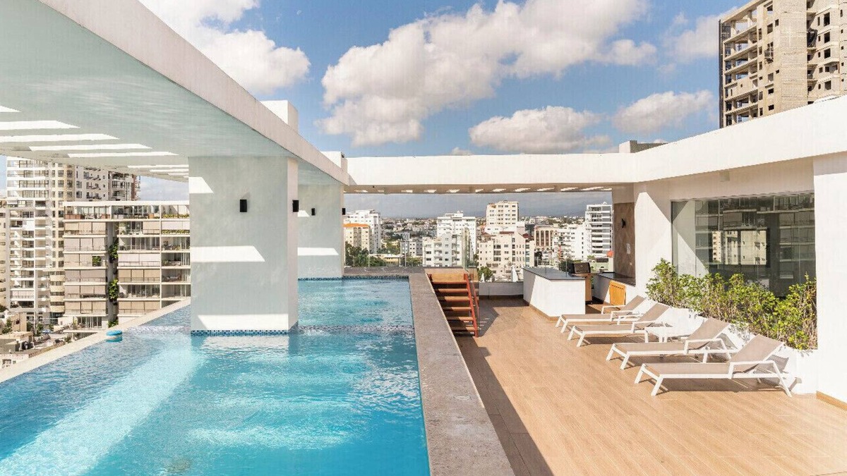 Viejo Arroyo Hondo Condo | Modern King Size Bed Condo with Pool by Agora Mall