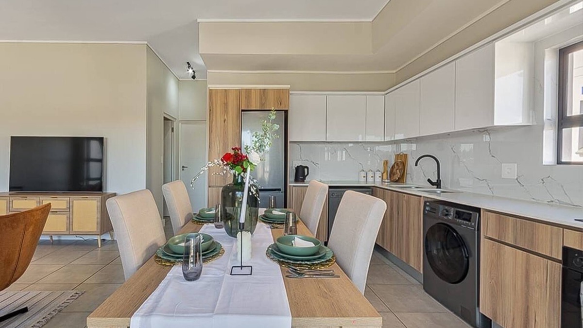 Greater Johannesburg Metropolitan Area Apartment | Modern Lagoon Apartment in Munyaka Spa, Bar, Wifi&Balcony