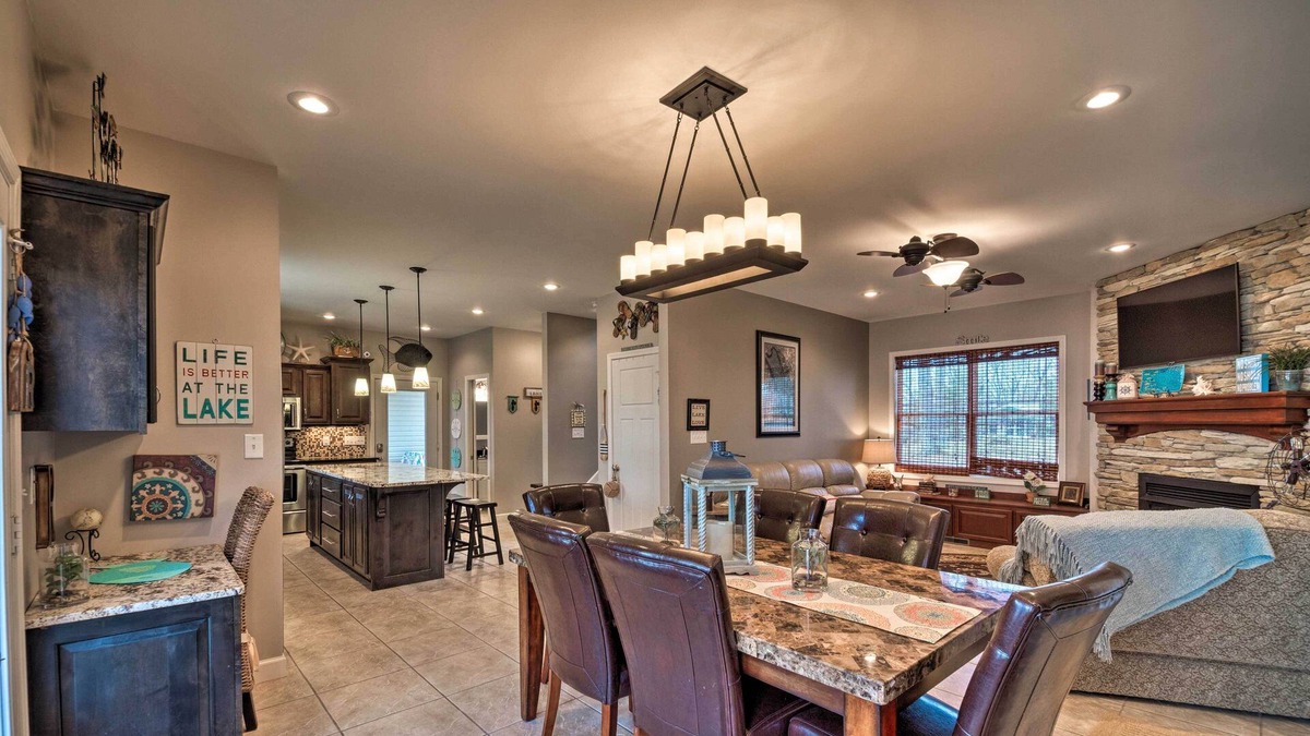 Gilbertsville House | Modern Lake Home w/Private Dock in Moors Area
