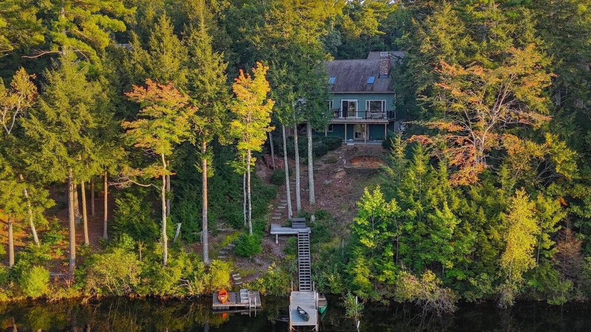 Pine River Pond House | Modern Lakefront Cabin (Pet Friendly, King Beds)