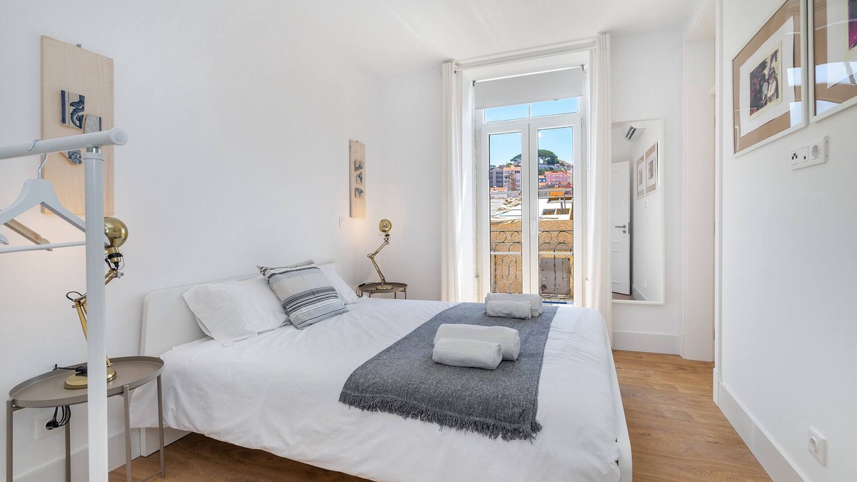 Pena Apartment | Modern Lisbon Apartments by SoulPlaces