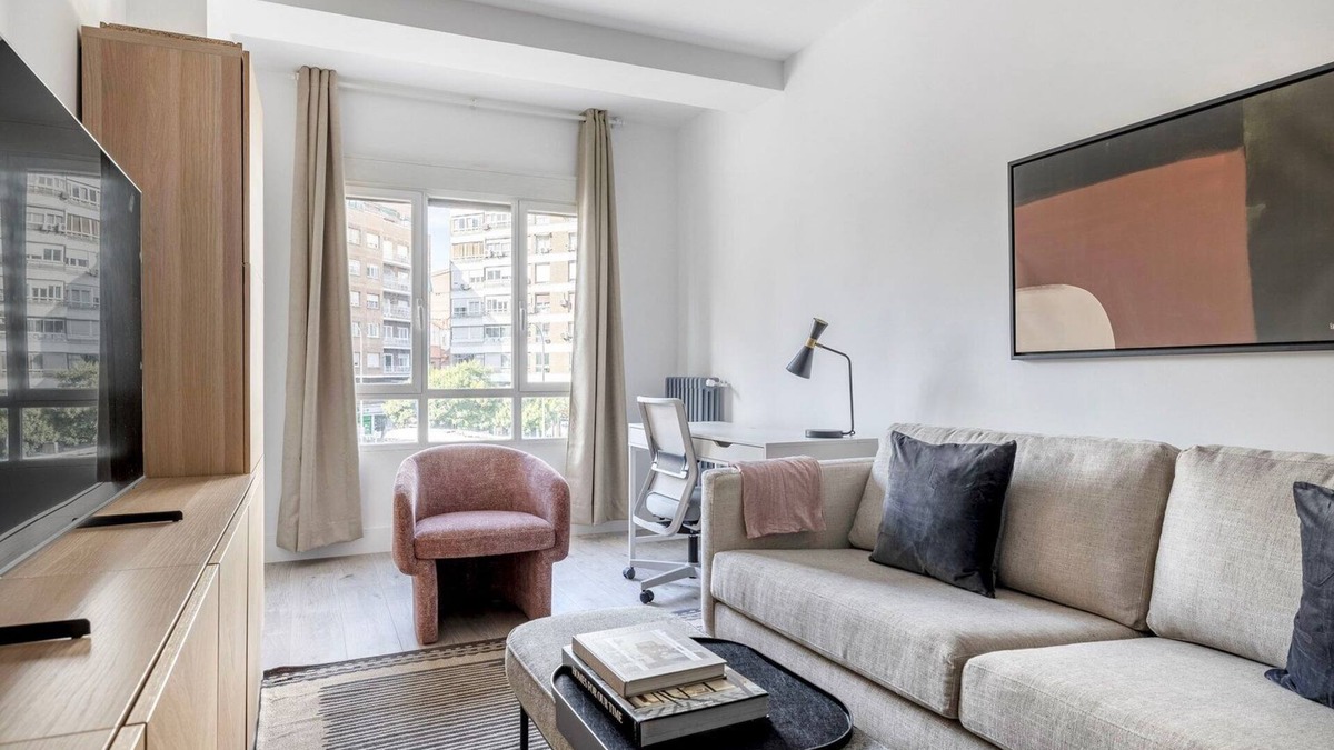 Lista Apartment | Modern Lista 2BR w/Doorman, nr El Retiro Park, by Blueground