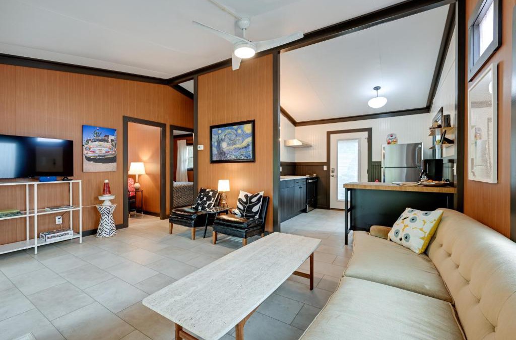 Santeetlah House | Modern Little Bear Cottage At Santeetlah Lake!